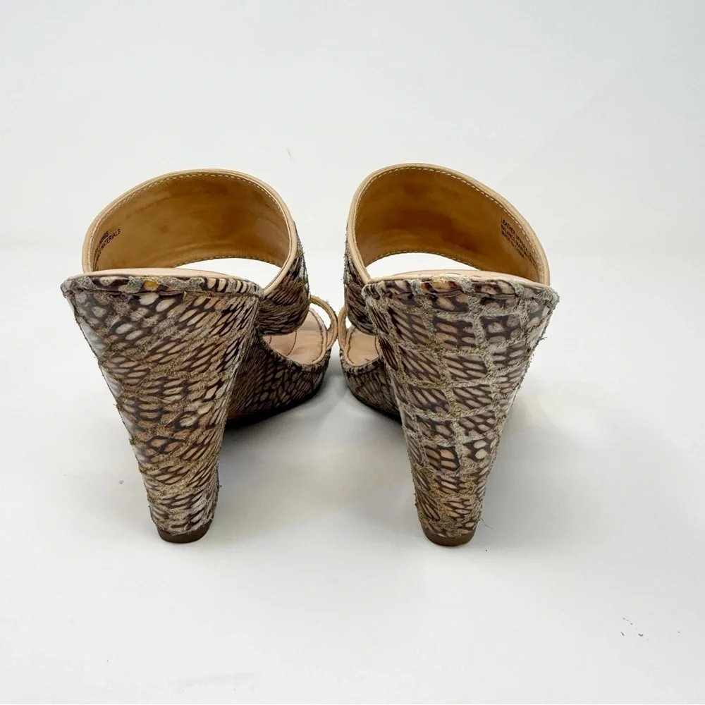 Born Crown women’s Skyler Terra Snake Print Wedge Sandals size 7